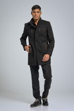 Μάλλινο Ανδρικό Παλτό με Όρθιο Γιακά και Καφέ Λεπτομέρειες σε Μαύρο Χρώμα