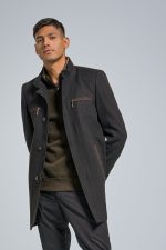 Μάλλινο Ανδρικό Παλτό με Όρθιο Γιακά και Καφέ Λεπτομέρειες σε Μαύρο Χρώμα