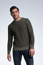 Βαμβακερό Ανδρικό Πλεκτό Χακί με Λαιμόκοψη και Μικροσχέδιο