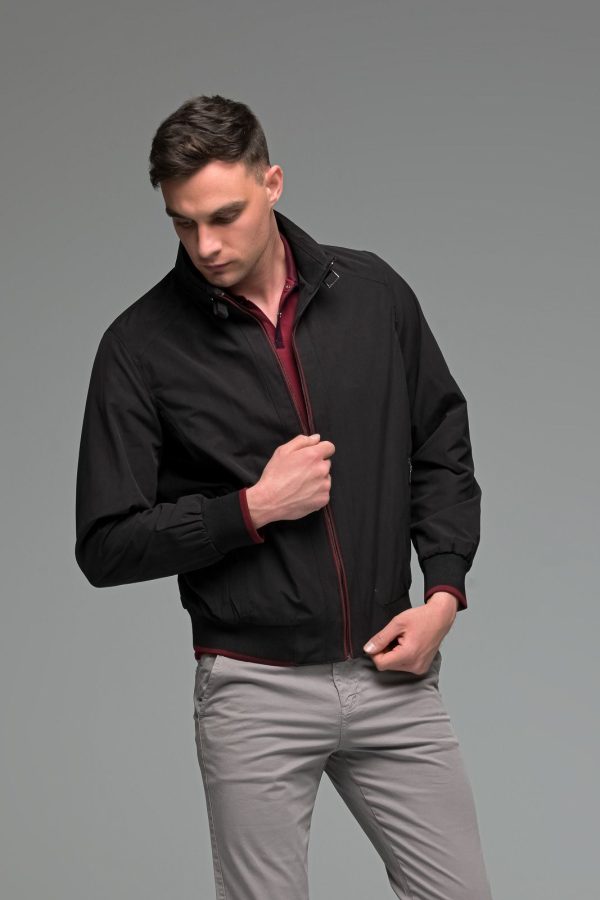 Μαύρο Κοντό Ανοιξιάτικο Ανδρικό Μπουφάν Βαμβακερό με Λάστιχο