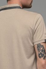 Πόλο ανδρικό μπλουζάκι μπεζ MS με κοντό μανίκι και σχέδιο στο γιακά – Slim Fit