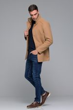 Καμηλό ανδρικό μάλλινο παλτό κοντό με αποσπώμενο γιλέκο
