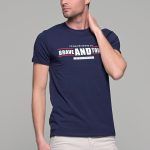 Μπλε ανδρικό t-shirt κοντομάνικο με στάμπα Brave&Tough - slim fit