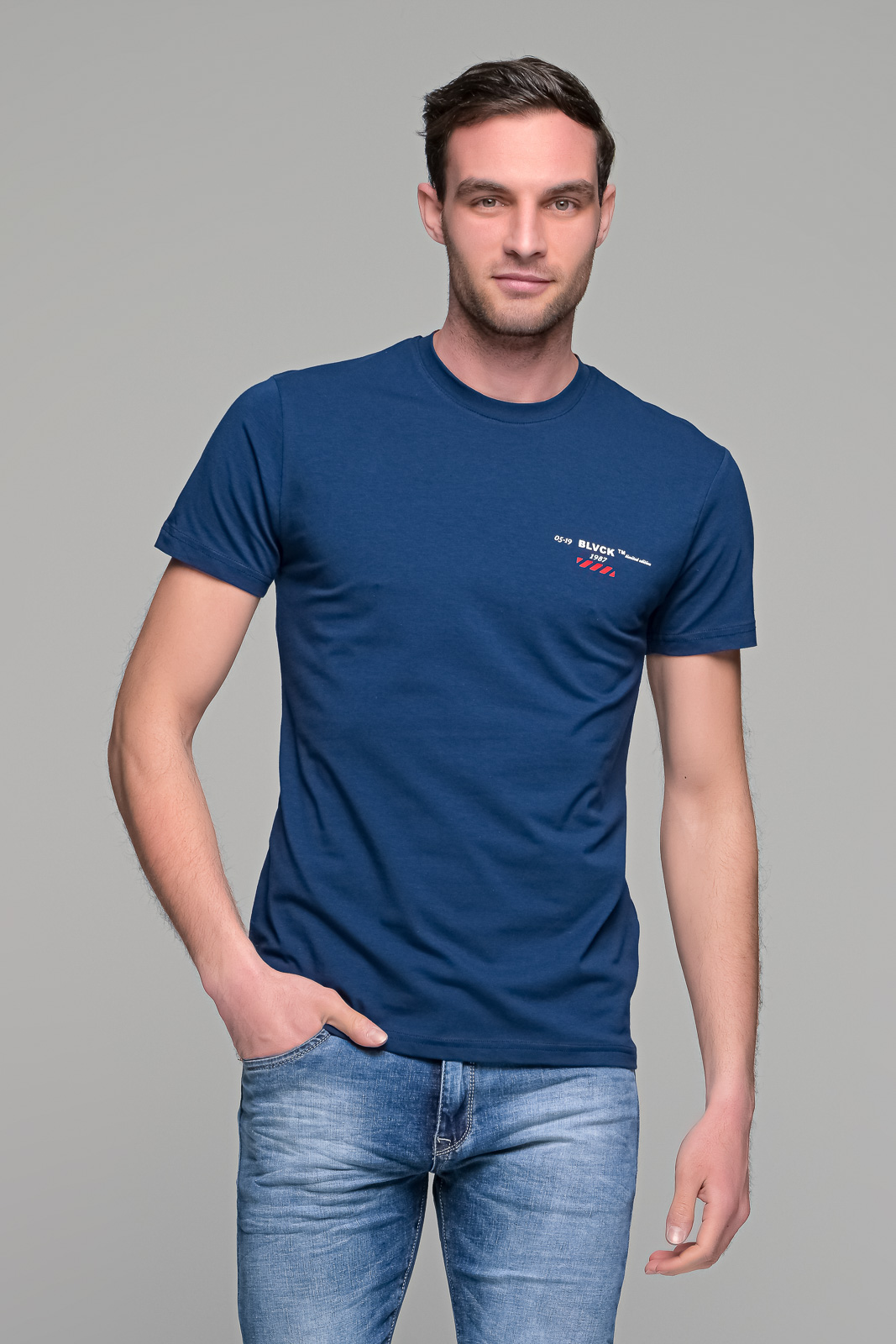Μπλε ανδρικό t-shirt κοντομάνικο με στάμπα BLVCK - slim fit