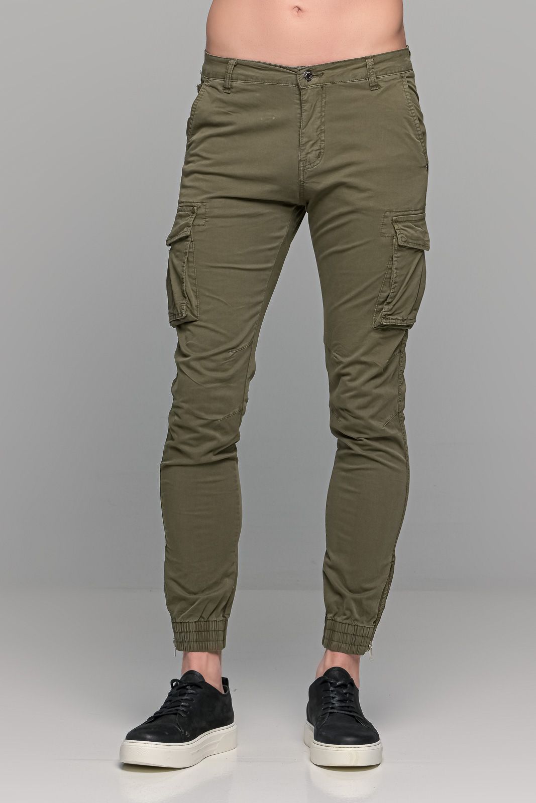 Πράσινα χακί ανδρικό cargo παντελόνι με λάστιχο - Skinny fit