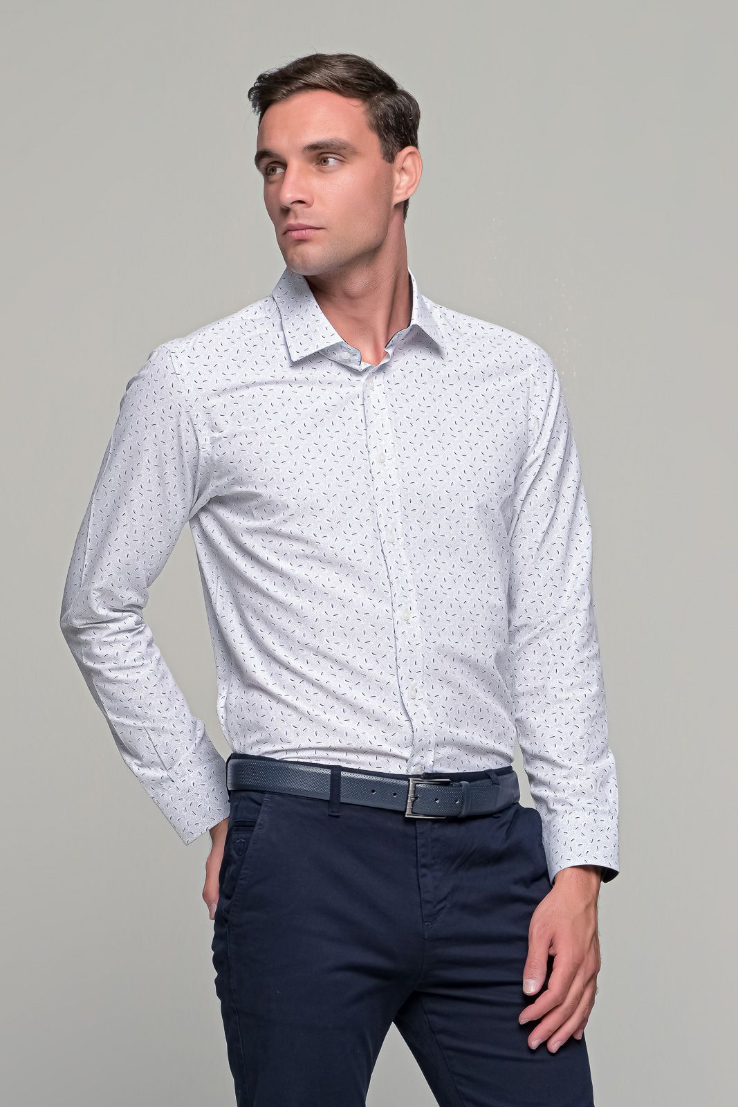 Άσπρο ανδρικό πουκάμισο με μπλε και πράσινο print – Slim Fit