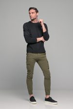 Μαύρη ανδρική μακρυμάνικη μπλούζα με στάμπα FRL