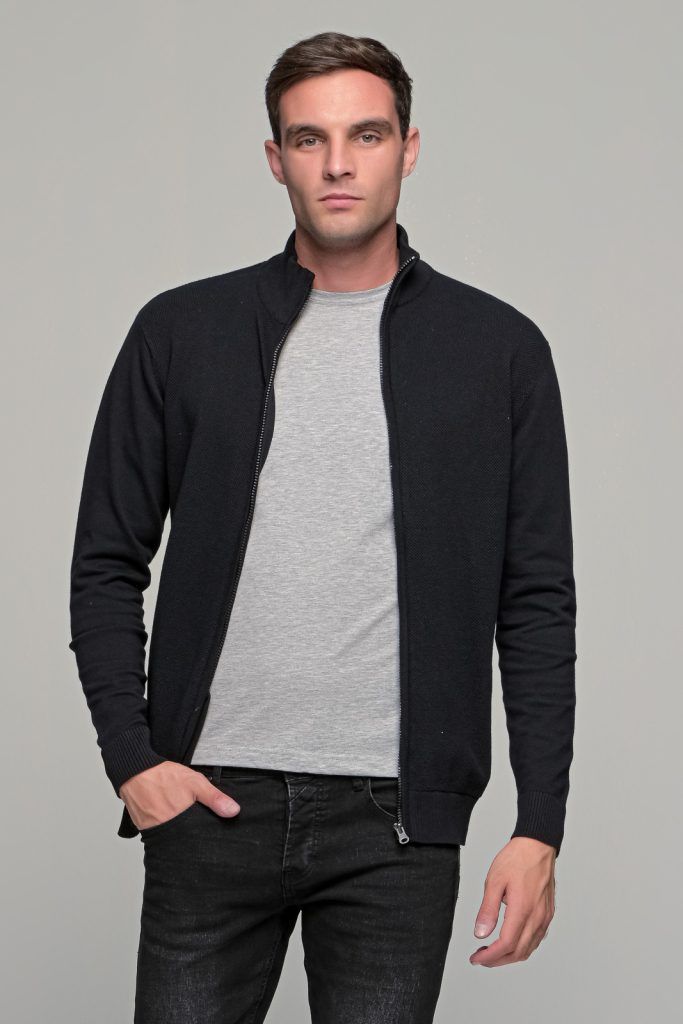 Μαύρη ανδρική ζακέτα βαμβακερή με φερμουάρ - regular fit