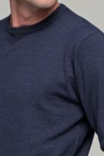 Βαμβακερό μπλε ανδρικό πλεκτό FR με λαιμόκοψη - regular fit