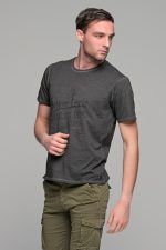 Μαύρο ανθρακί ανδρικό κοντομάνικο T-SHIRT με ξέβαμμα