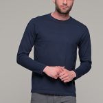 Μπλε ανδρική μακρυμάνικη μπλούζα μονόχρωμη