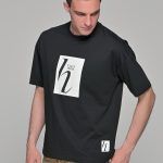 Oversized ανδρικό t-shirt μαύρο με στάμπα στο στήθος