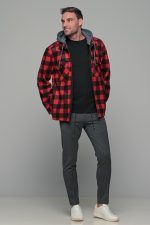 Καρό μαύρο-κόκκινο πουκάμισο jacket με εσωτερική επένδυση και κουκούλα - Loose fit - Image 7