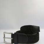 Πλεκτή ελαστική ζώνη σε μαύρο χρώμα με μεταλλική αγκράφα