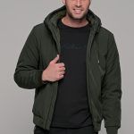 prasino-green-xaki-chaki-andriko-man-men-mpoufan-jacket-me-koukoula-boufan-mpoyfan-casual-kathimerino-winter-xeimvnas-xeimonas-zesto