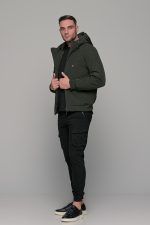 prasino-green-xaki-chaki-andriko-man-men-mpoufan-jacket-me-koukoula-boufan-mpoyfan-casual-kathimerino-winter-xeimvnas-xeimonas-zesto