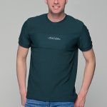 Πράσινο κυπαρισσί ανδρικό κοντομάνικο t-shirt με σχέδιο στο στήθος – regular fit