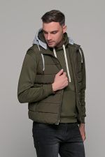 Πράσινο - Χακί αμάνικο ανδρικό μπουφάν γιλέκο με κουκούλα PAPARAZZI - Image 7