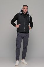 Μαύρο αμάνικο ανδρικό μπουφάν γιλέκο με κουκούλα PAPARAZZI - Image 4