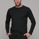Μαύρο ανδρικό μακρυμάνικο t-shirt με στάμπα Authentic