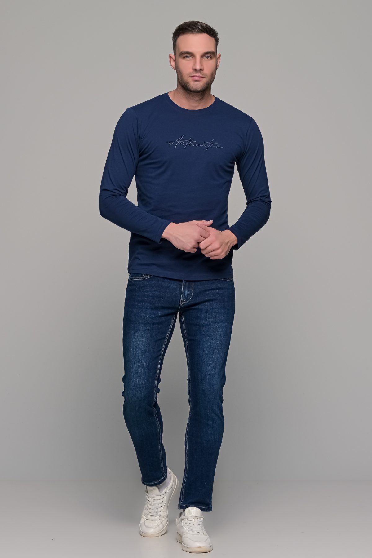 Μπλε ανδρικό μακρυμάνικο t-shirt με στάμπα Authentic - Image 7