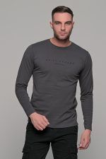 Σκούρο γκρι ανδρικό μακρυμάνικο t-shirt με στάμπα Quiet Drems