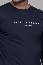 Σκούρο μπλε ανδρικό μακρυμάνικο t-shirt με στάμπα Quiet Drems - Image 2