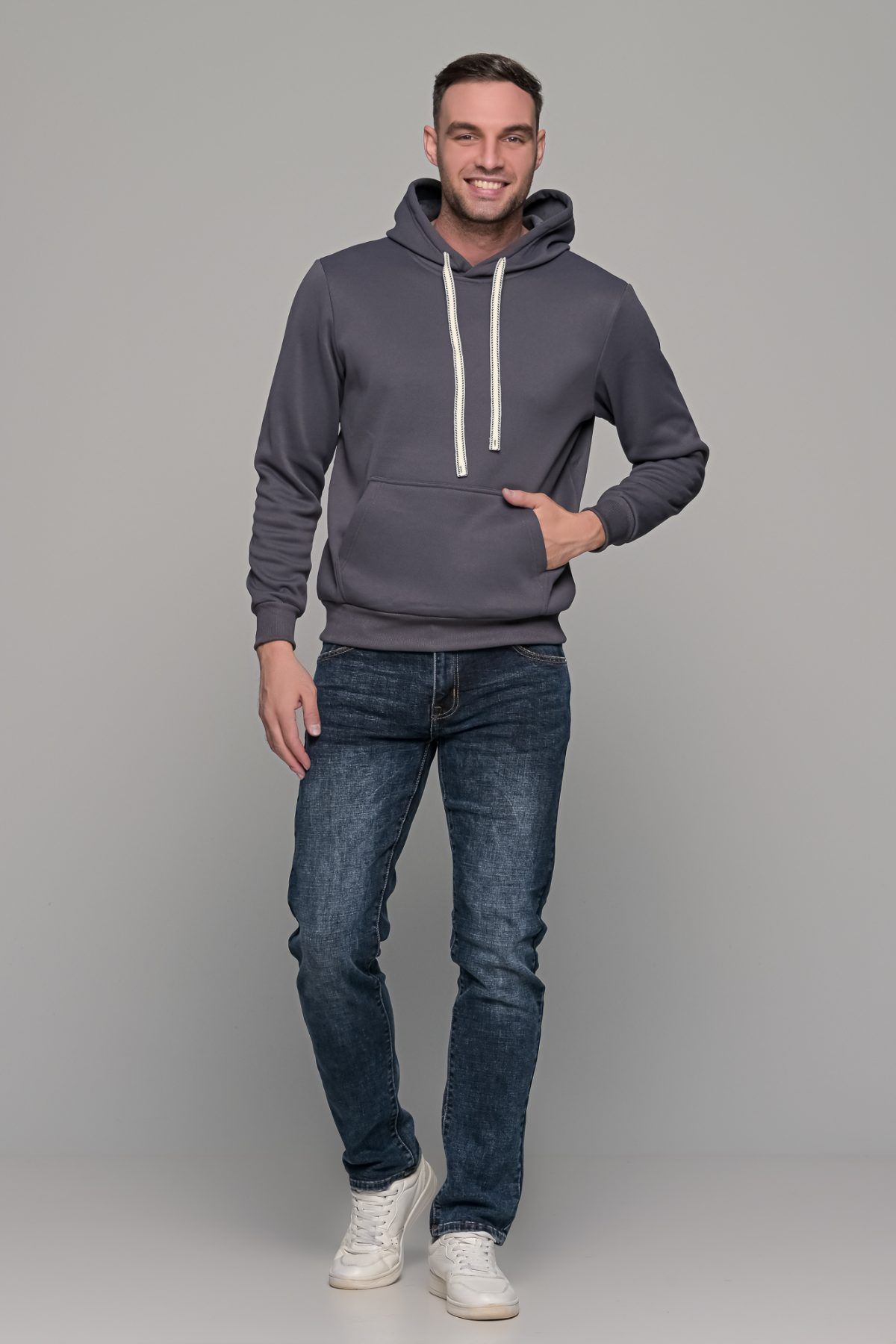 andriko-fouter-gri-me-anaglifi-ifansi-monoxrwmo-zesto