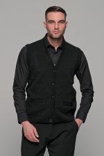 Μαύρη ανδρική καζάκα με κουμπιά