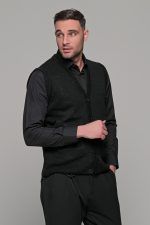 Μαύρη ανδρική καζάκα με κουμπιά