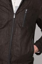 kafe-brown-me-giaka-mpoufan-mpoyfan-suede-andriko-man-men-konto-jacket-xeimvnas-winter-casual-kathimerino