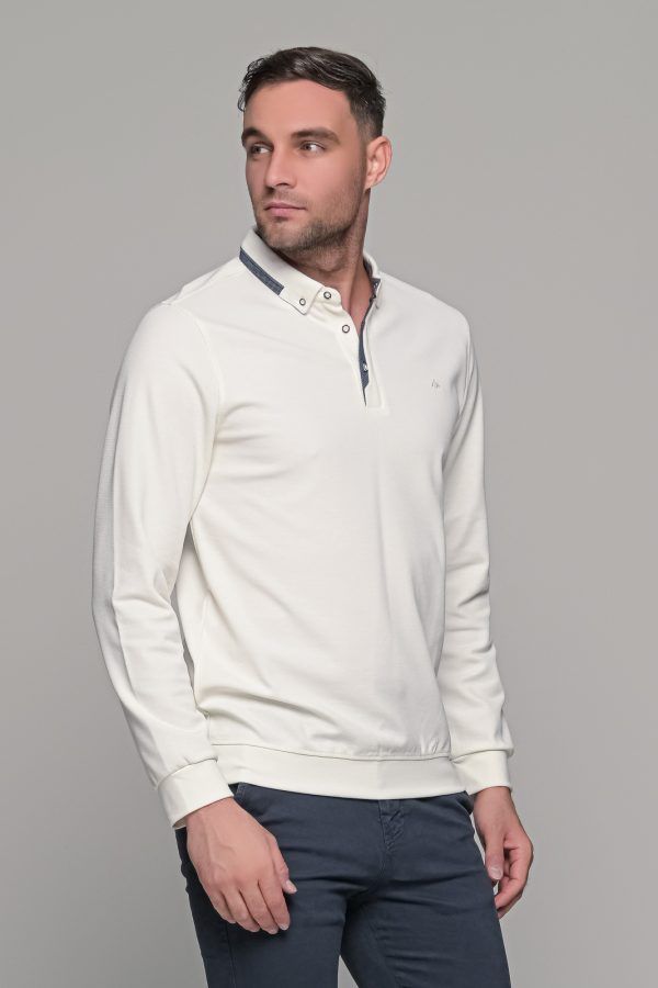 Λευκό ανδρικό πόλο με κουμπί MS και μακρύ μανίκι