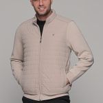 mpez-ekrou-andriki-zaketa-plekti-me-ependisi-mprosta (2)