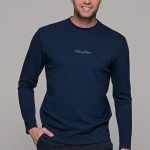 Μπλε ανδρική μακρυμάνικη μπλούζα με ανάγλυφη διακριτική στάμπα