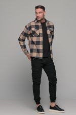 poykamiso-fanelenio-andriko-man-men-casual-kathimerino-jacket-karo-mayro-mauro-black-beige-mpez-me-giaka-koympia-shirt