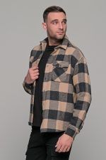 poykamiso-fanelenio-andriko-man-men-casual-kathimerino-jacket-karo-mayro-mauro-black-beige-mpez-me-giaka-koympia-shirt