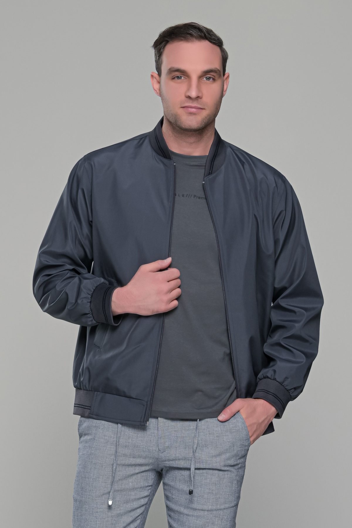 Μπλε ανδρικό ανοιξιάτικο μπουφάν - Slim fit - Image 5