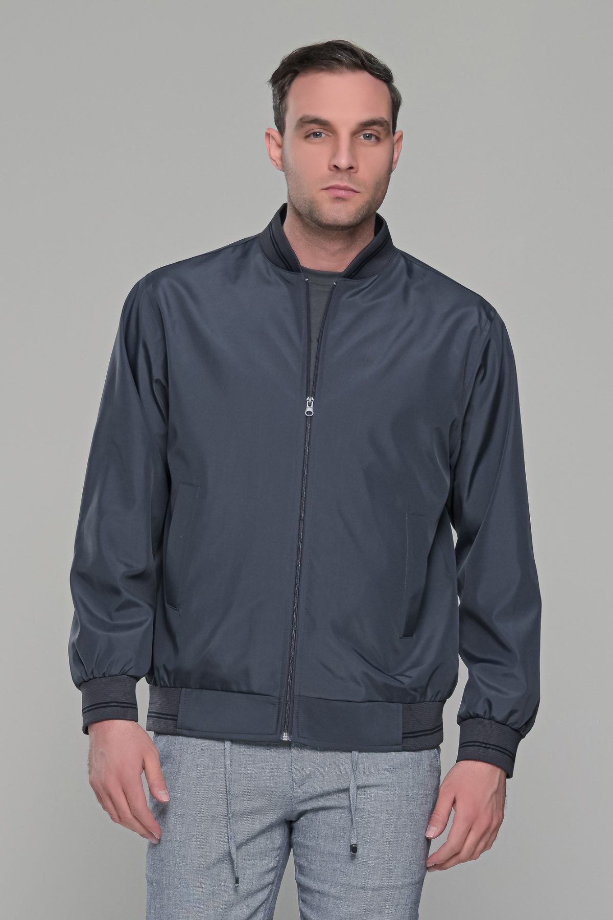 Μπλε ανδρικό ανοιξιάτικο μπουφάν - Slim fit - Image 3