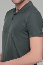 Πράσινο χακί ανδρικό μονόχρωμο πόλο πικέ μπλουζάκι Paparazzi- Classic Fit - Image 2