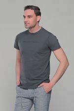 Σκούρο γκρι κοντομάνικο t-shirt ανδρικό μπλουζάκι με στάμπα - Image 3