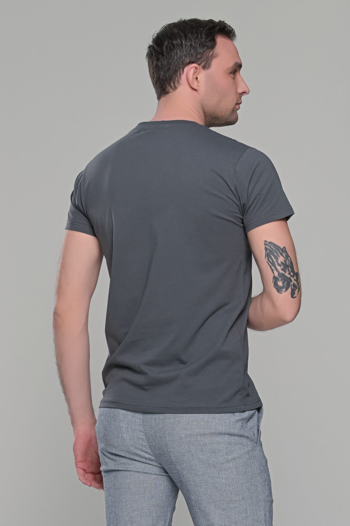 Σκούρο γκρι κοντομάνικο t-shirt ανδρικό μπλουζάκι με στάμπα - Image 8