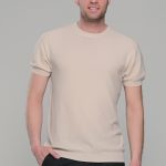 Μπεζ πλεκτό ανδρικό κοντομάνικο μπλουζάκι με λαιμόκοψη  – Slim Fit