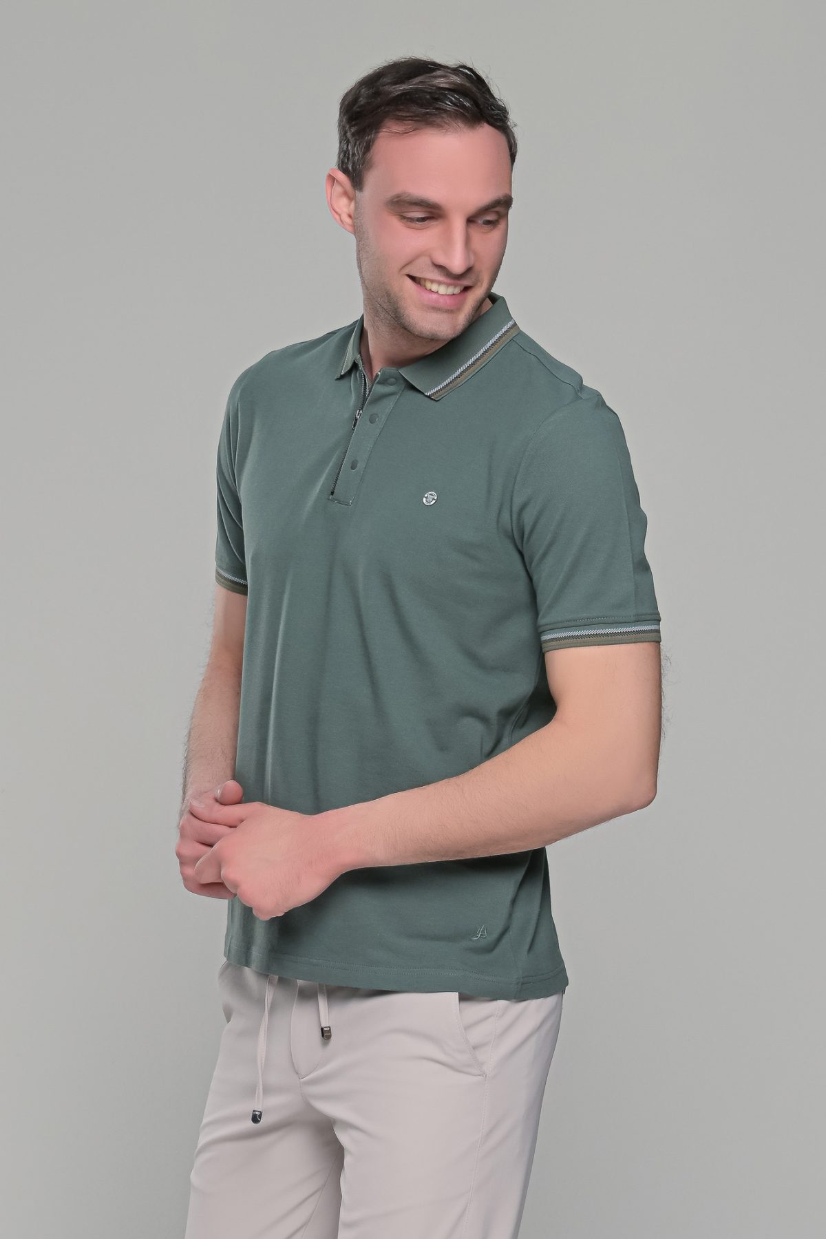 Ανδρικό πράσινο-χακί πόλο μπλουζάκι MS με κοντό μανίκι – Slim Fit - Image 5