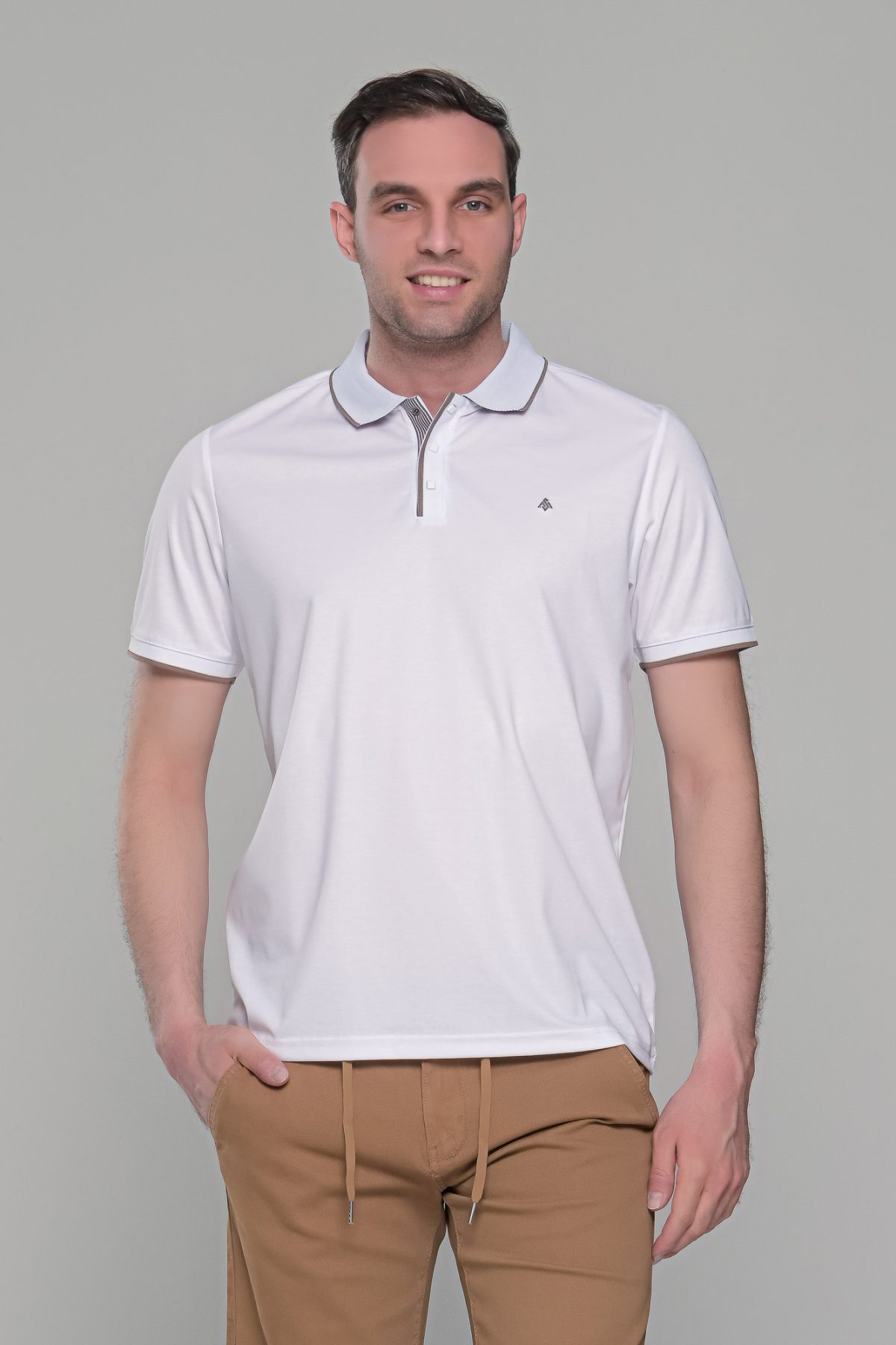 Ανδρικό λευκό πόλο μπλουζάκι MS με κοντό μανίκι – Slim Fit - Image 5