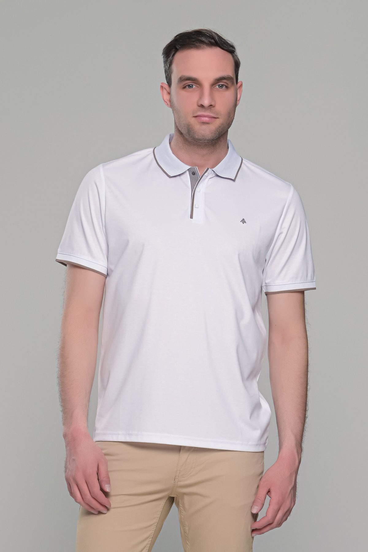 Ανδρικό λευκό πόλο μπλουζάκι MS με κοντό μανίκι – Slim Fit - Image 9