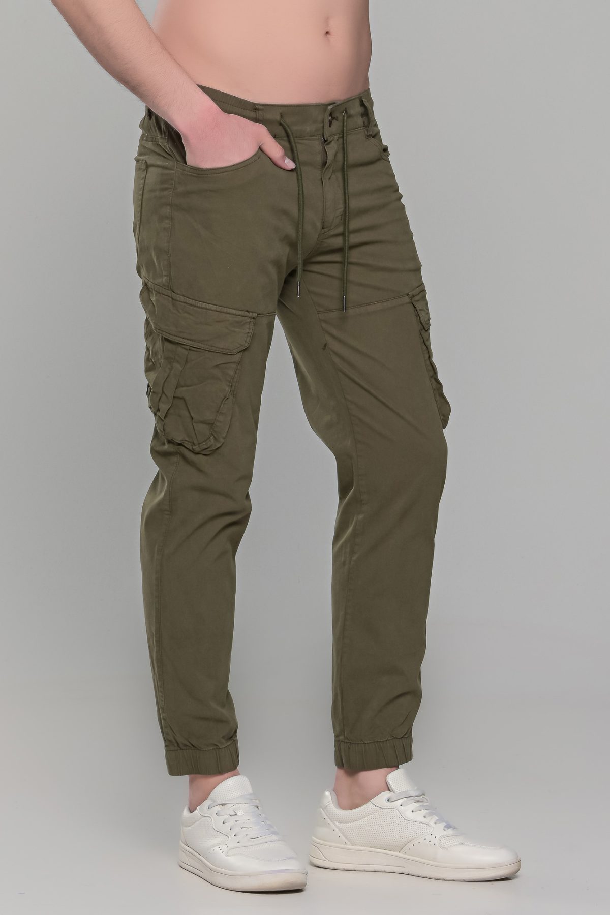 Πράσινο-χακί cargo ανδρικό καλοκαιρινό παντελόνι με τσέπες και λάστιχο - Slim Fit - Image 4