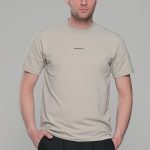 Γκρι ανδρικό κοντομάνικο t-shirt με σχέδιο στην ύφανση και διακριτική στάμπα– regular fit