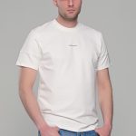 Λευκό ανδρικό κοντομάνικο t-shirt με σχέδιο στην ύφανση και διακριτική στάμπα– regular fit