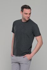 Ανθρακί κοντομάνικο ανδρικό t-shirt με πλεκτή ύφανση– regular fit - Image 3