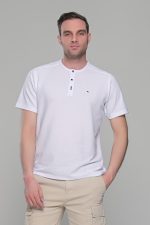 Λευκό κοντομάνικο ανδρικό t-shirt με πλεκτή ύφανση– regular fit